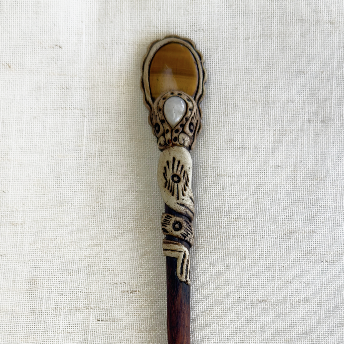 Natural Stone Wooden Hair Bun Stick – Moonstone, Labradorite, Tiger’s Eye & Quartz