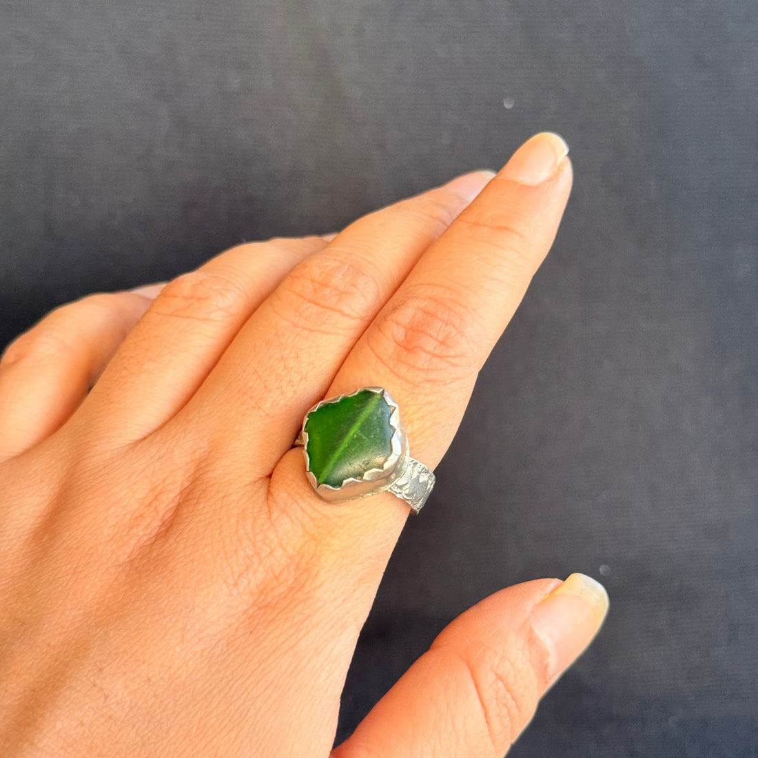 Vintage Green Geometric Cabochon Ring
