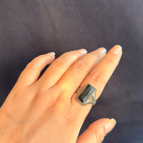 Vintage Black Faceted Geometric Ring