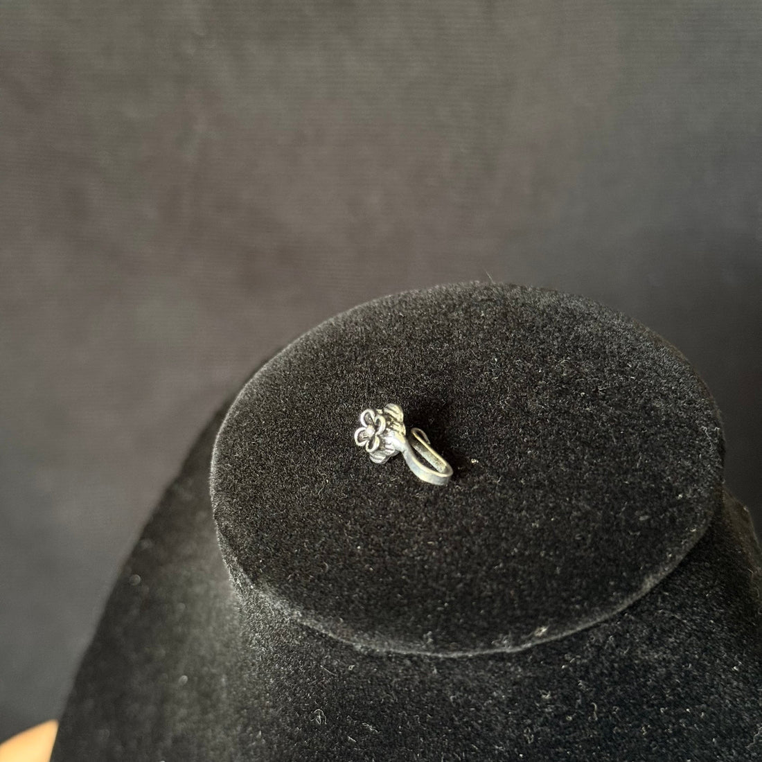 Anti Nose Rings – Clip-On Nose & Ear Cuffs
