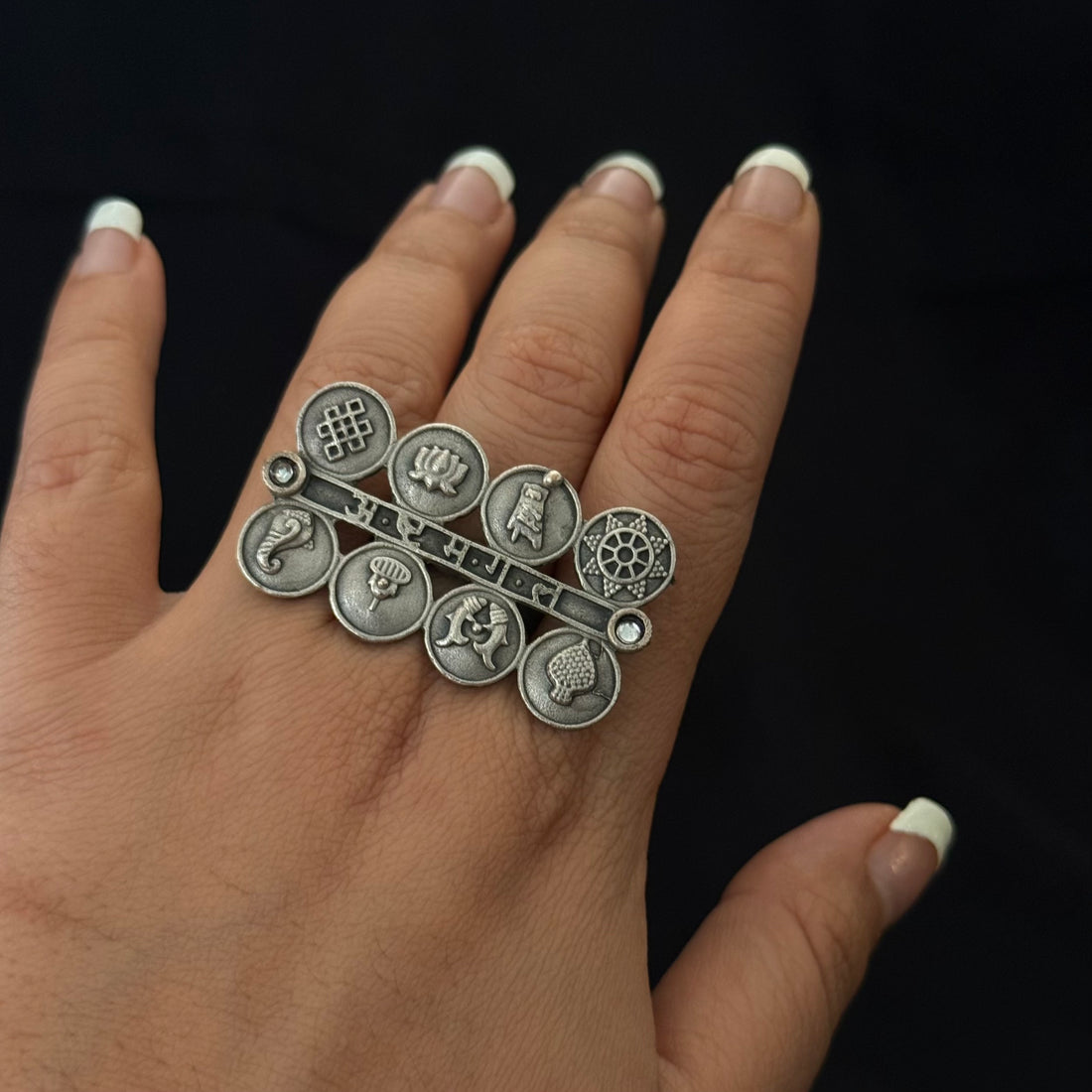 Symbol Ring