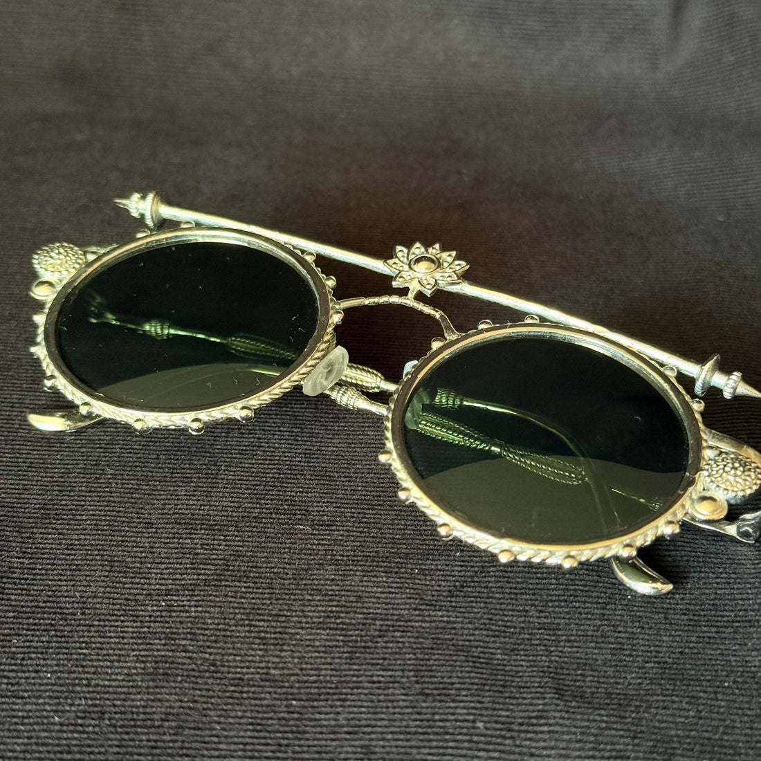 Lotus Bar Round Sunglasses — Silver-Tone