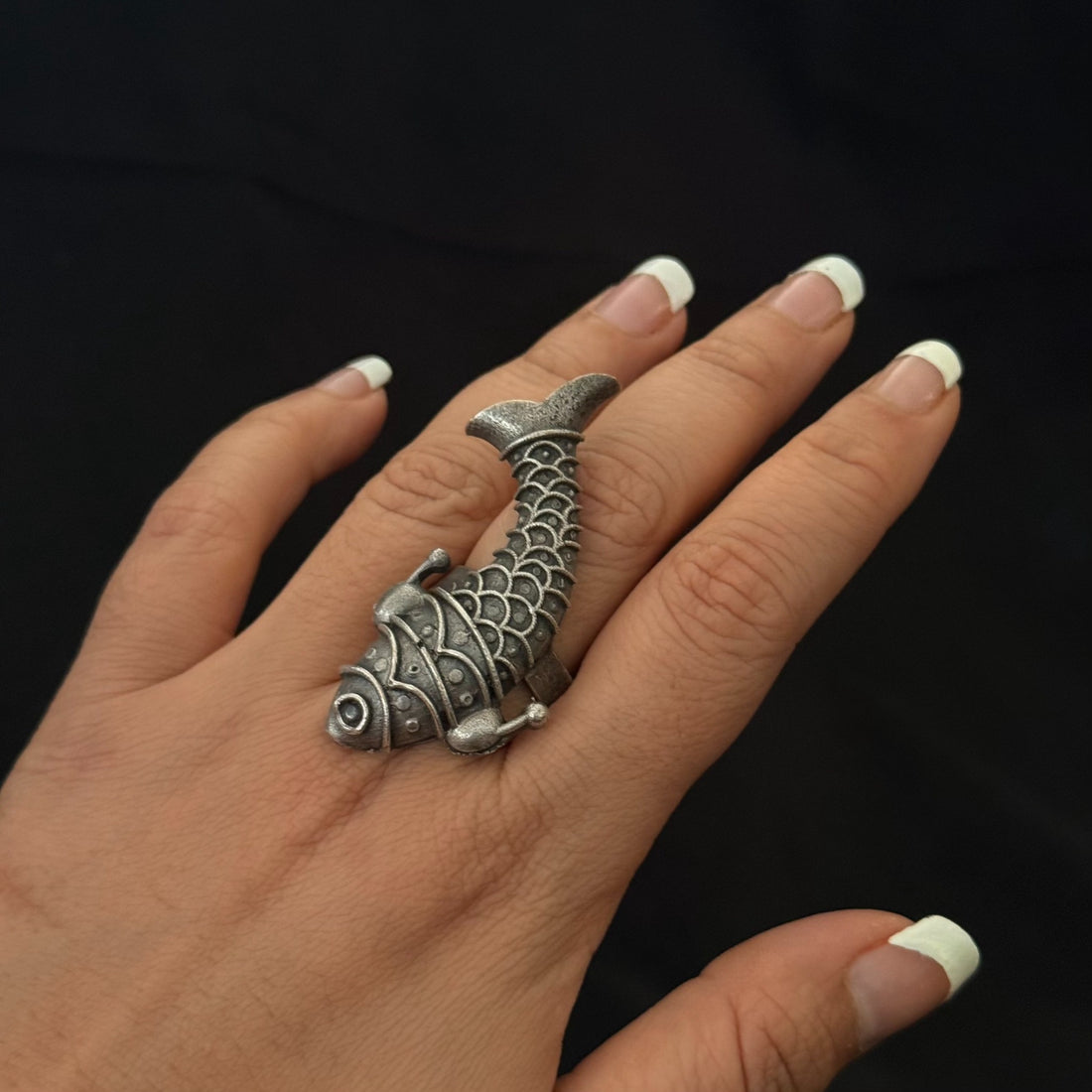 Sculpted fish statement ring