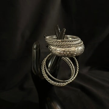 Embossed Bangles Stack