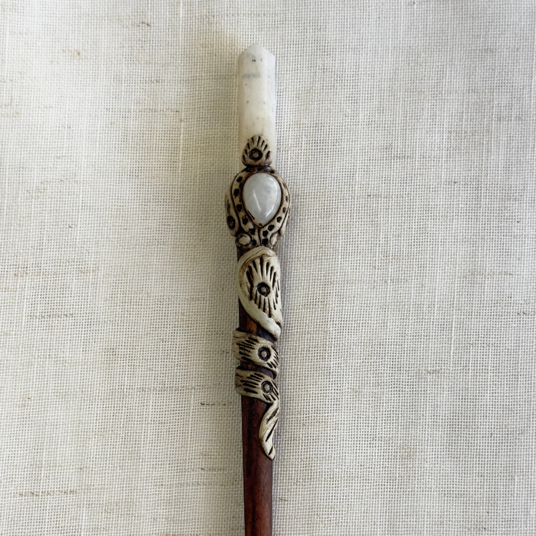Natural Stone Wooden Hair Bun Stick – Moonstone, Labradorite, Tiger’s Eye & Quartz