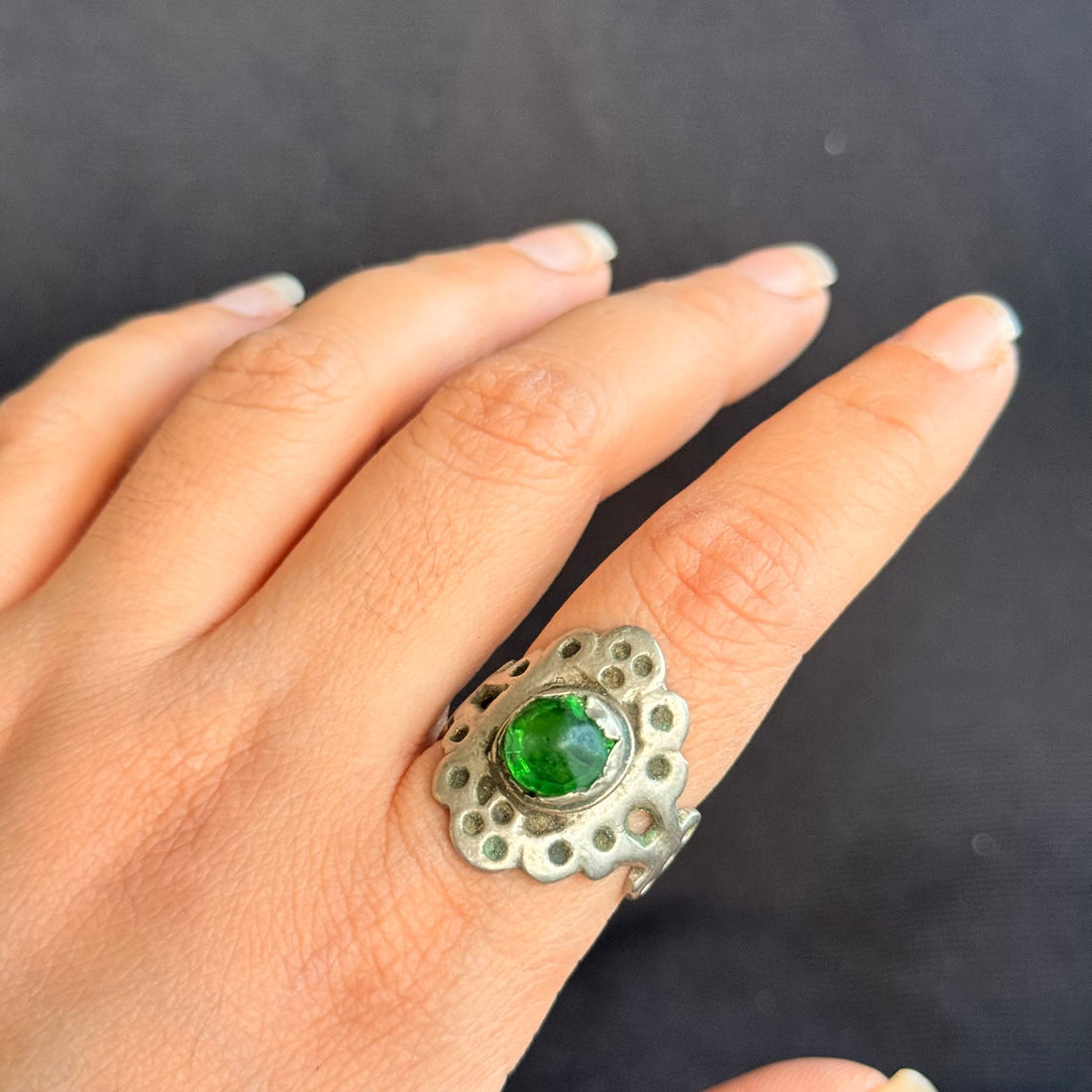 Vintage Green Scalloped Statement Ring
