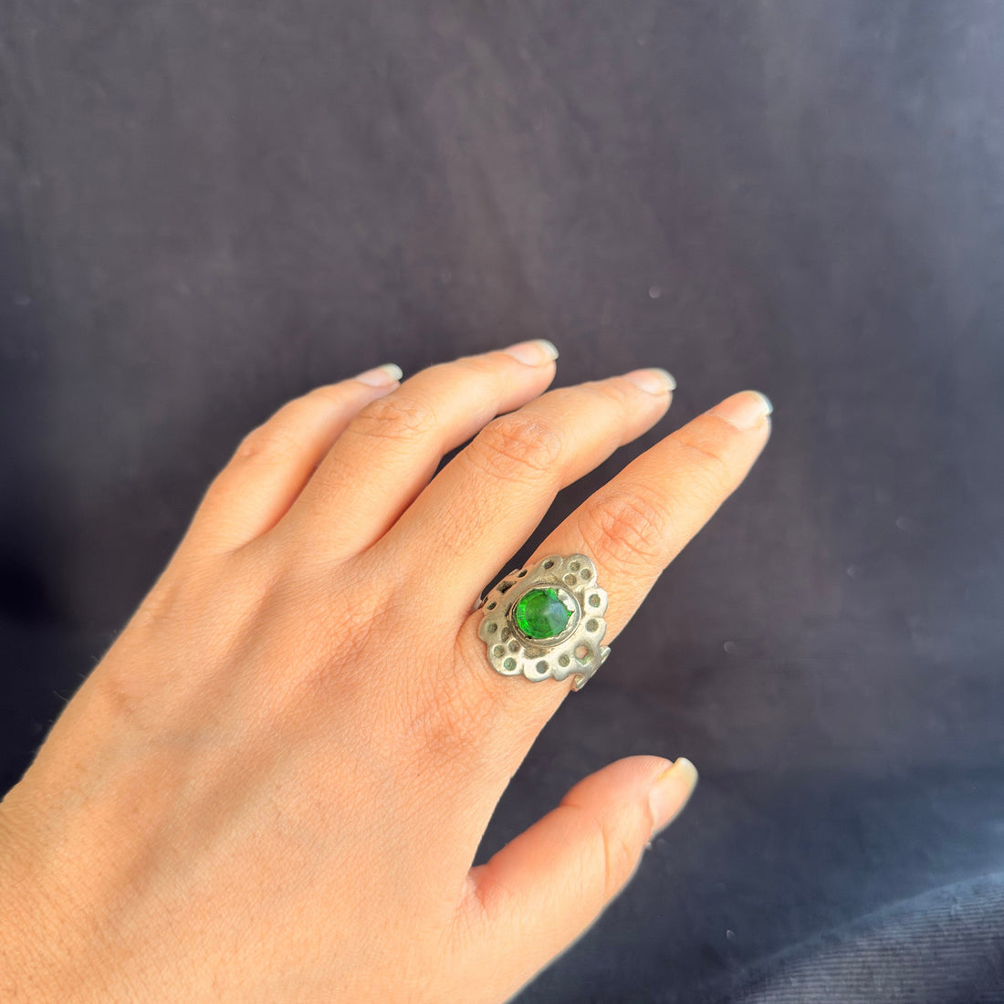 Vintage Green Scalloped Statement Ring