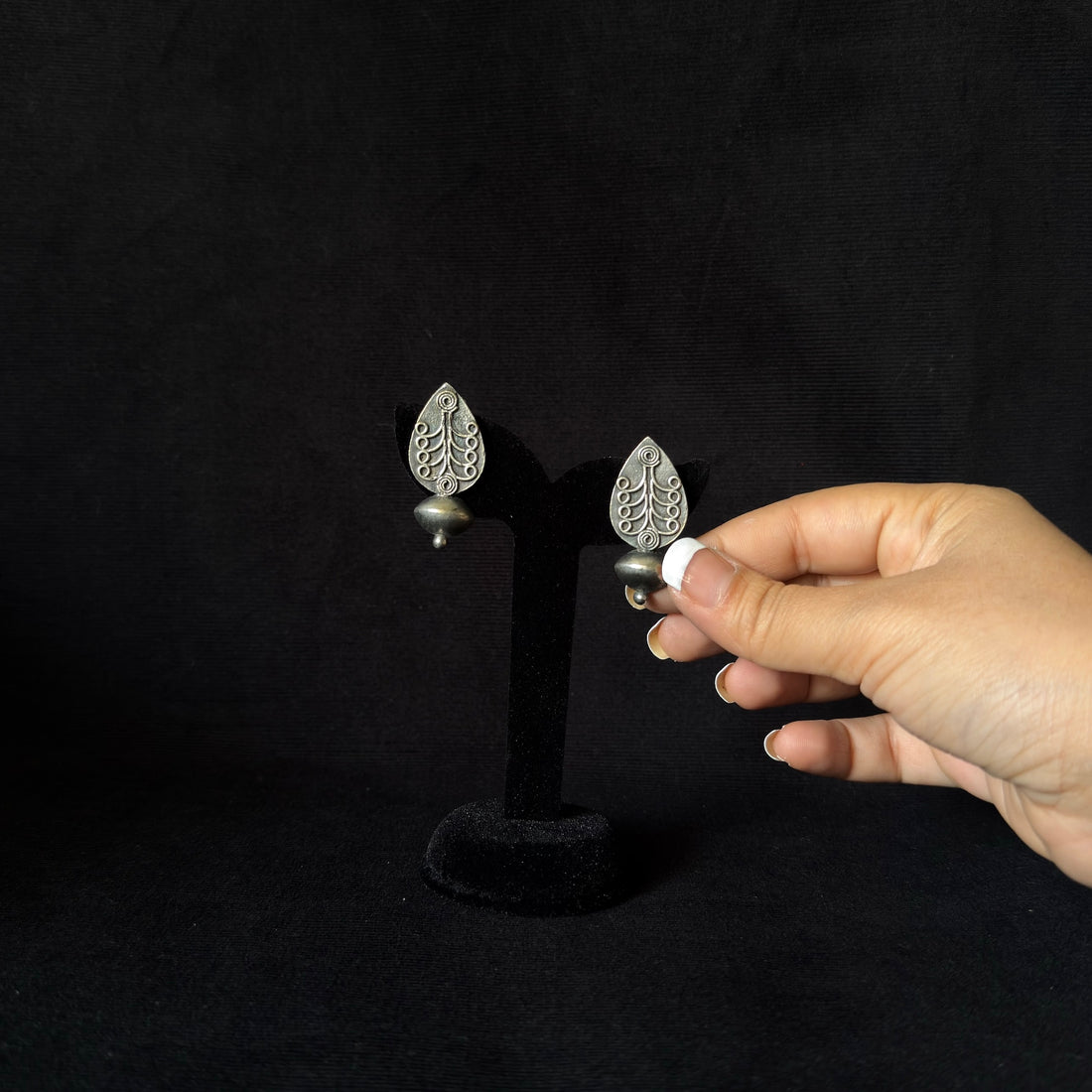 Leaf Scroll Dome Drop Earrings