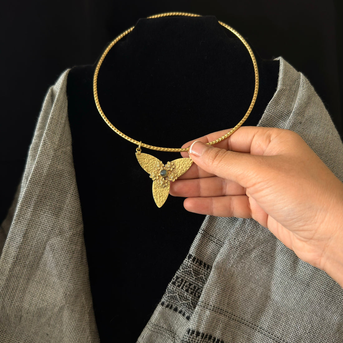 Floral Stone Collar Necklace
