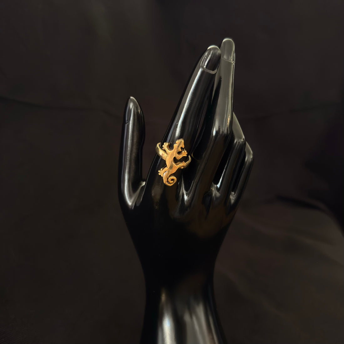 Gecko Wrap Ring