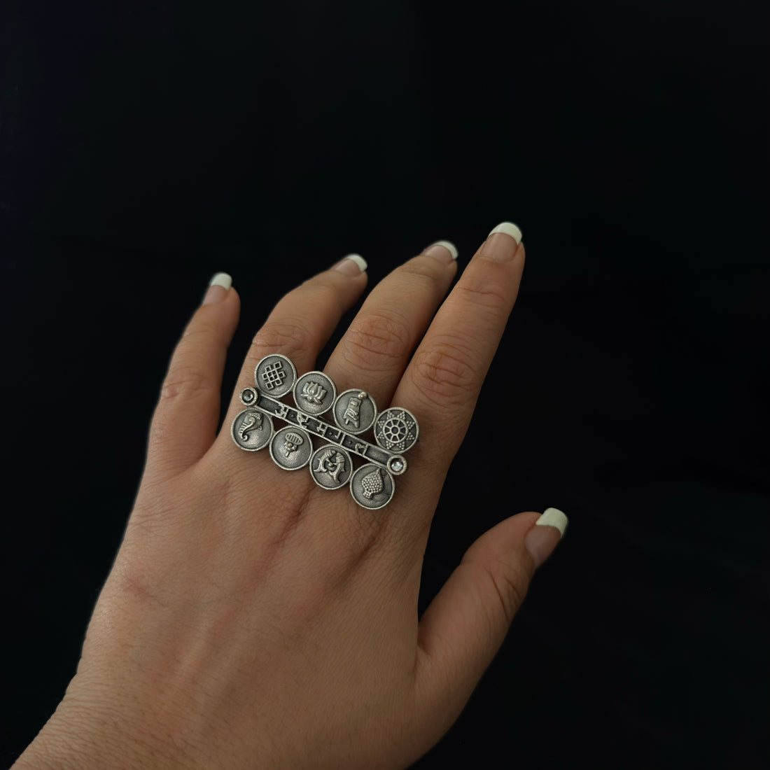 Symbol Ring