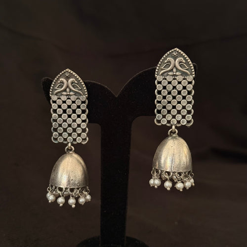 Grid Jhumkas