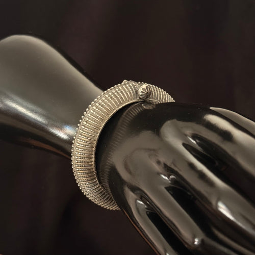 Ribbed Lock Cuff